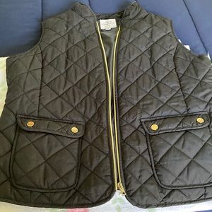 Ladies black vest, xl, St. John’s bay brand